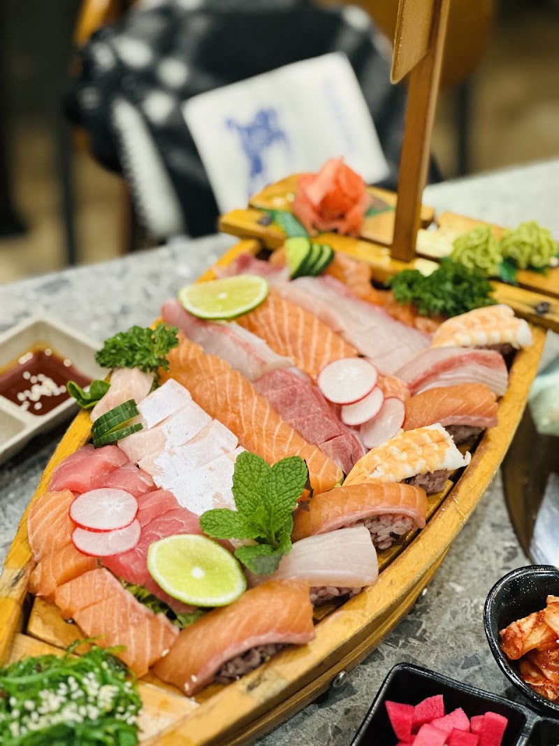 Tokyo Maki - Melbourne photo 5