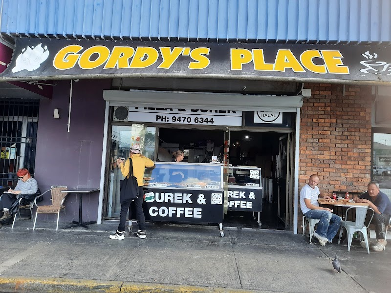 Gordys Place — halal Pizza restaurant in Preston
