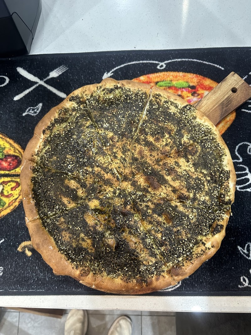 Mahoneys Pizza photo 4