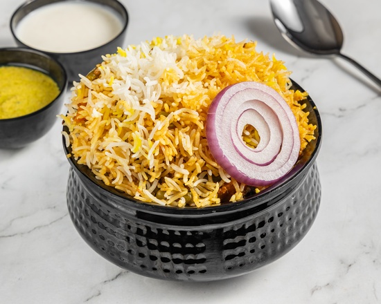 4 Seasons Kitchen Indian Restaurant — halal Indian restaurant in Preston
