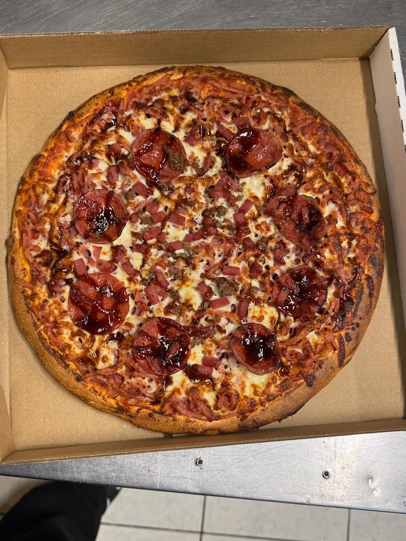 Crusty Pizza & Burgers photo 3