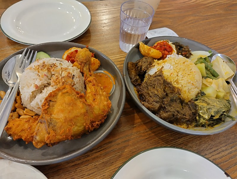 Ayam Penyet Ria — halal Indonesian restaurant in South Melbourne