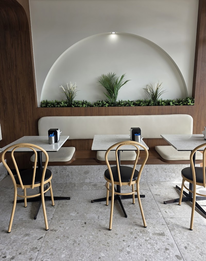 OneWay Lebanese Bakery — halal restaurant in Lalor