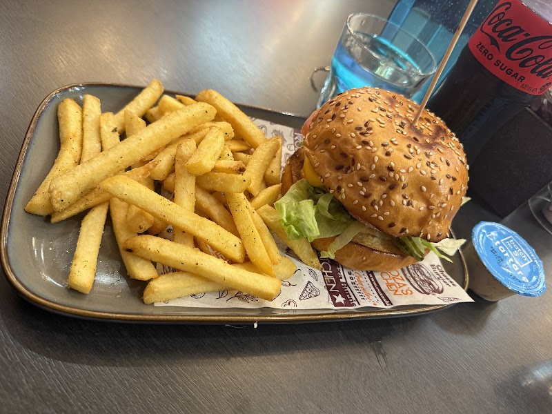 Roza’s Kitchen - Pizza, Burgers, Pasta photo 5