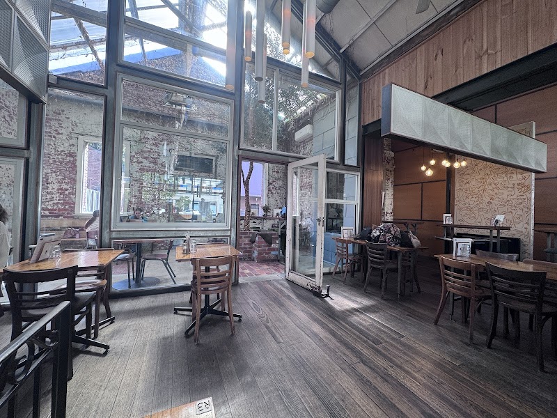 Auction Rooms Cafe | Coffee & Cafe North Melbourne photo 5