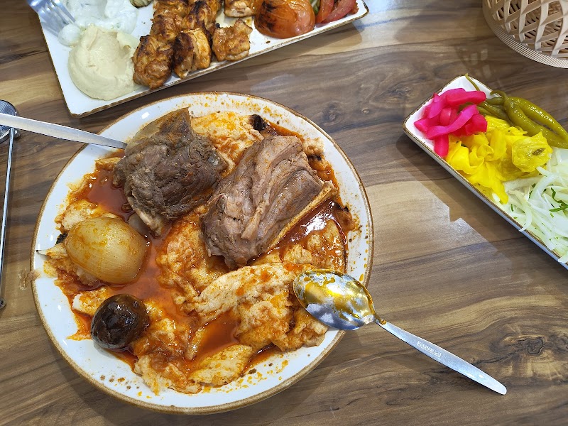 Abu Noaas Restaurant photo 1