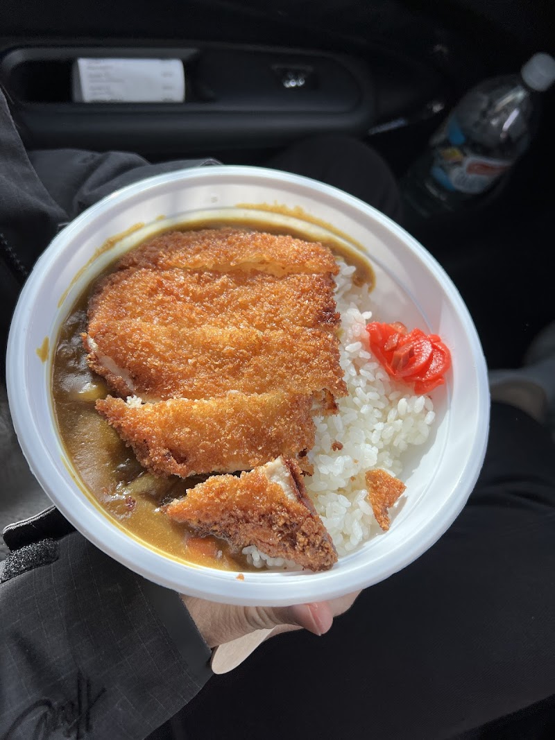 Yoshi Noodle & Sushi photo 5