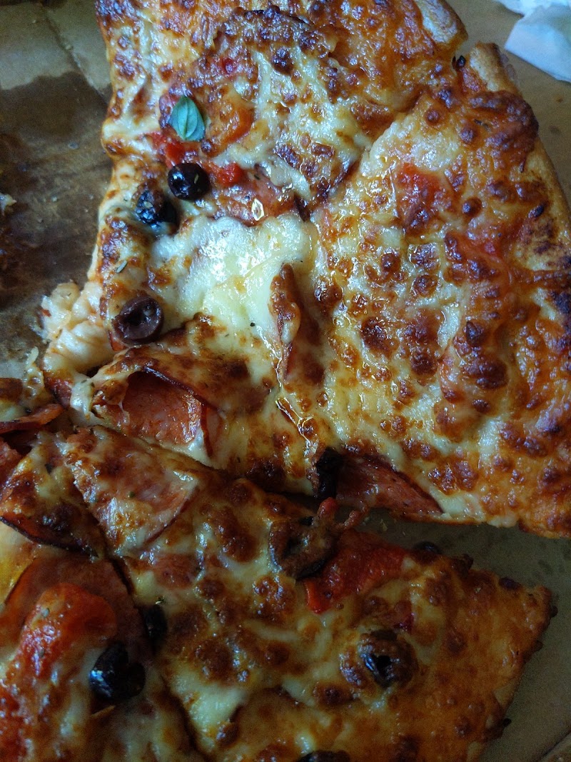 Bella Ninas Pizza & Pasta photo 2
