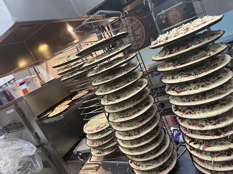 Four Season Pizza & Pasta — halal Pizza restaurant in Craigieburn