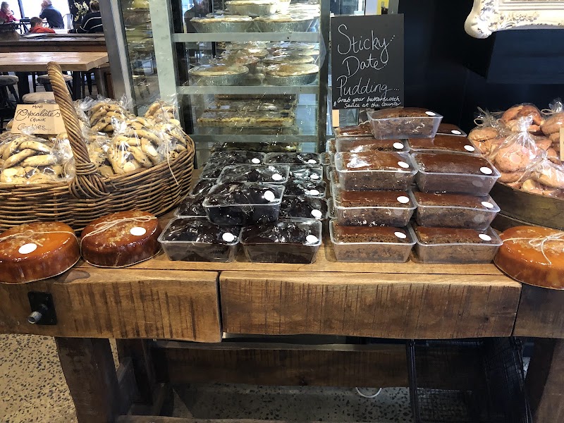 Emerald Village Bakery & Cafe — halal restaurant in Emerald