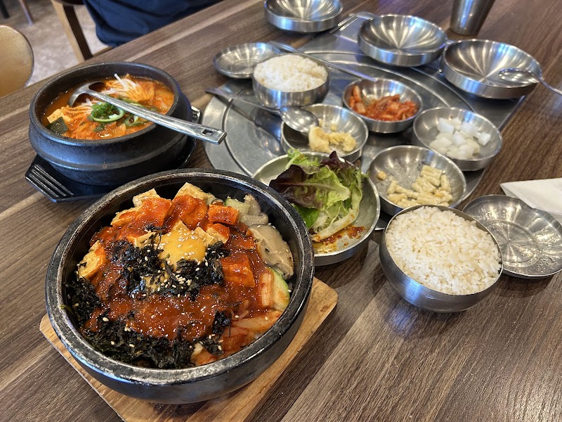 Chingu Korean BBQ Sunshine — halal Korean restaurant in Sunshine