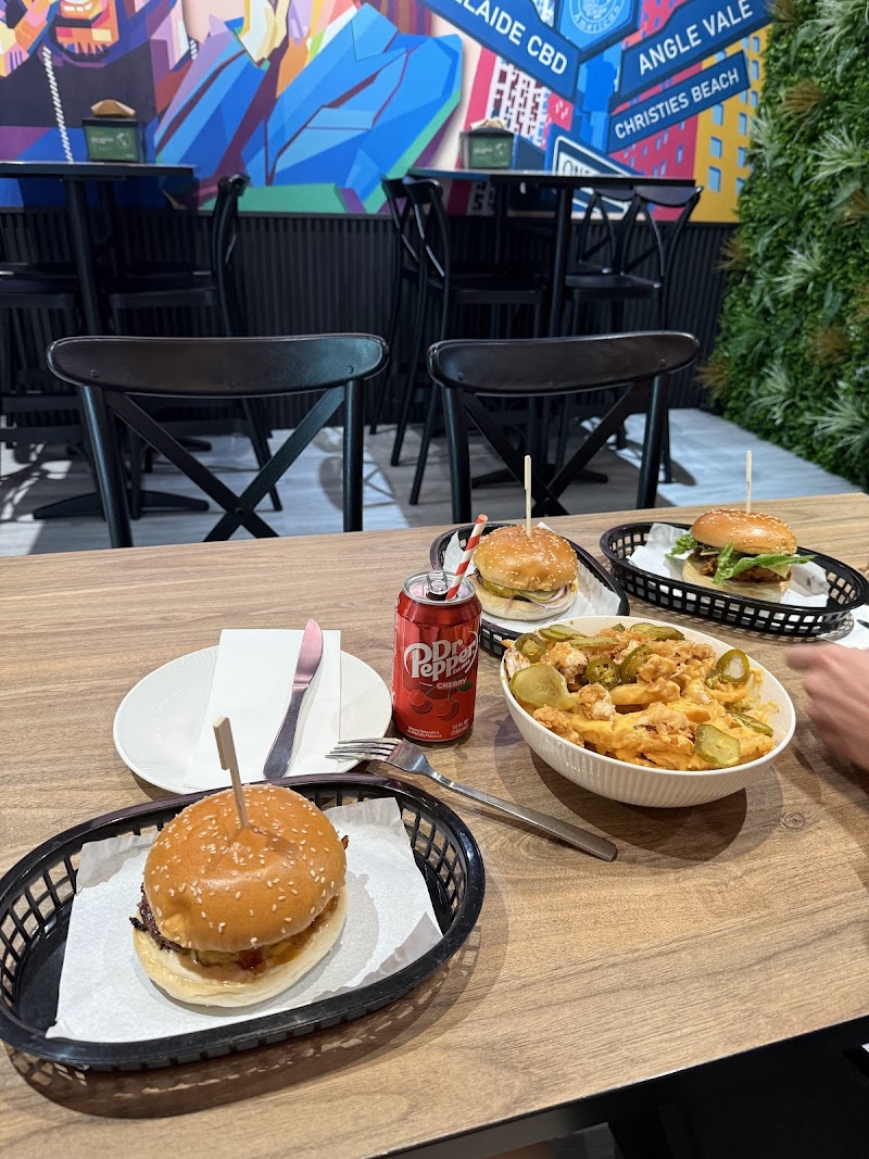 The Yankee's Restaurant & Bar - Melbourne CBD — halal Hamburger restaurant in Melbourne