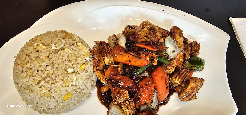 Chongs Kitchen photo 1
