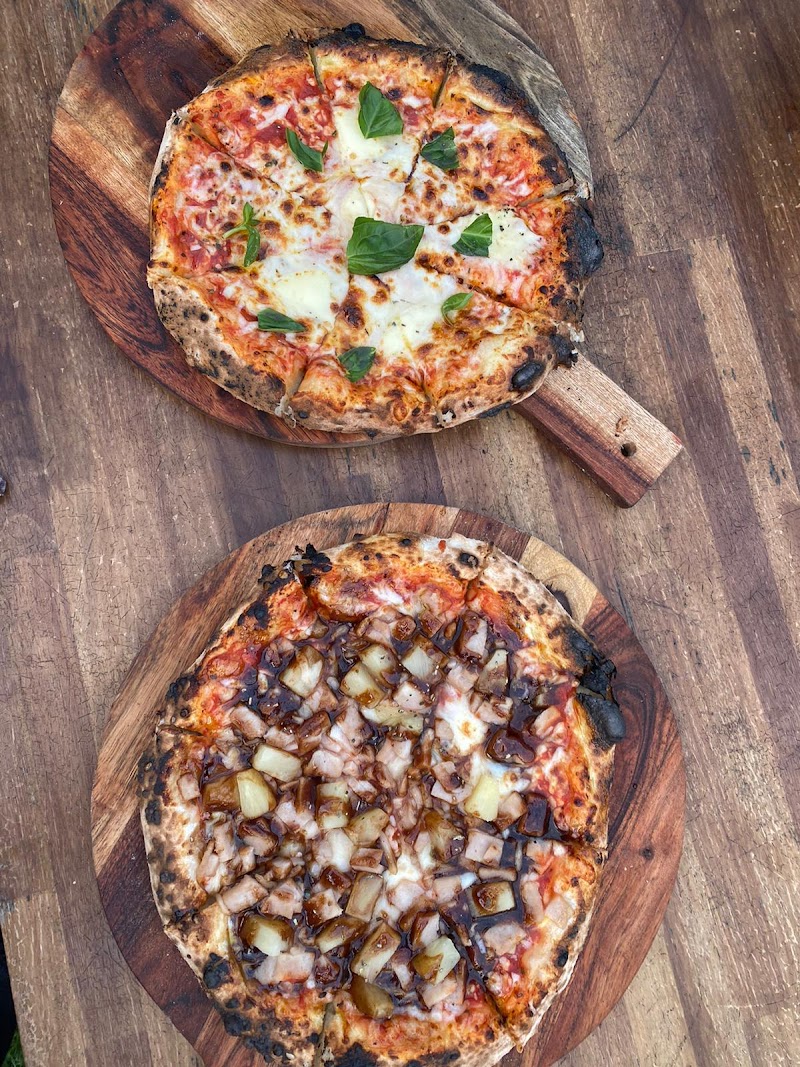 Luigies Woodfire Pizza photo 1