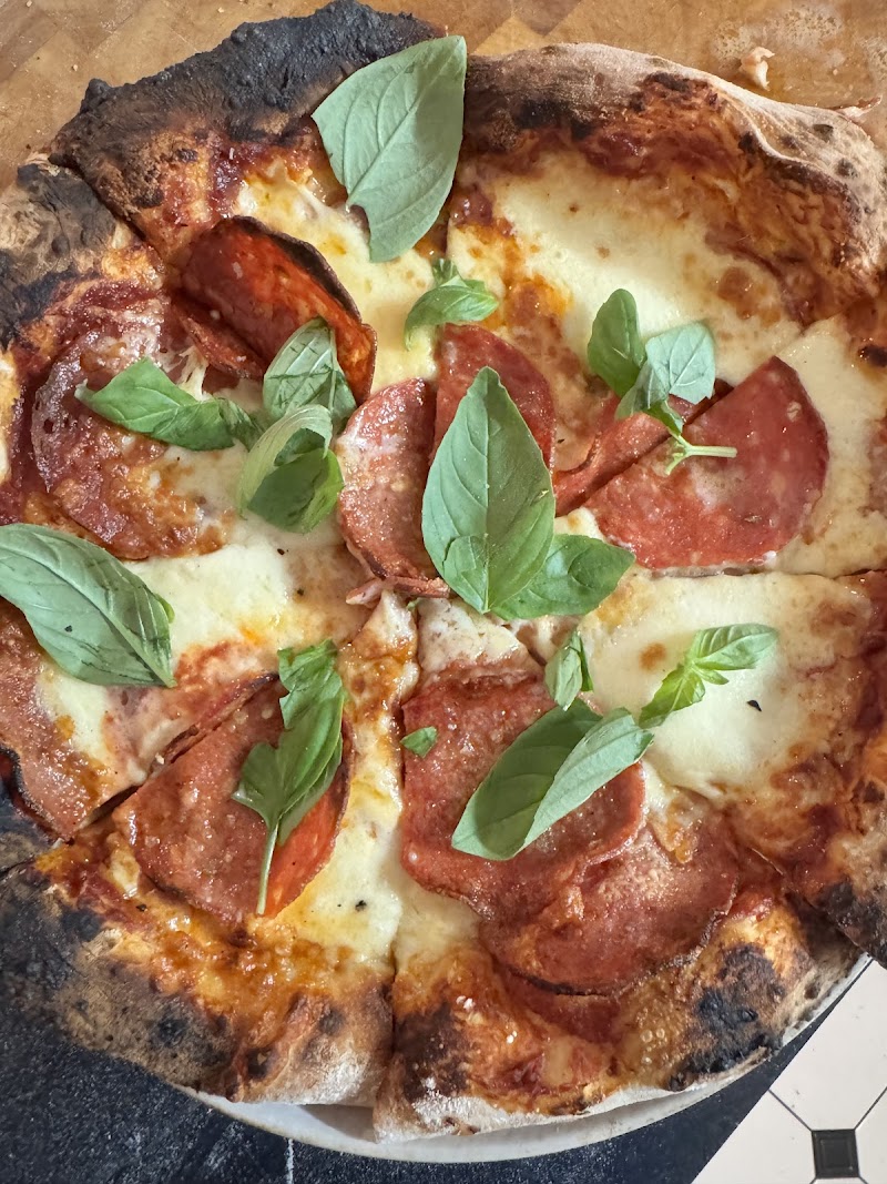 Luigies Woodfire Pizza photo 4
