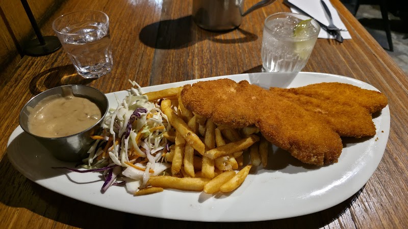Universal Restaurant photo 3