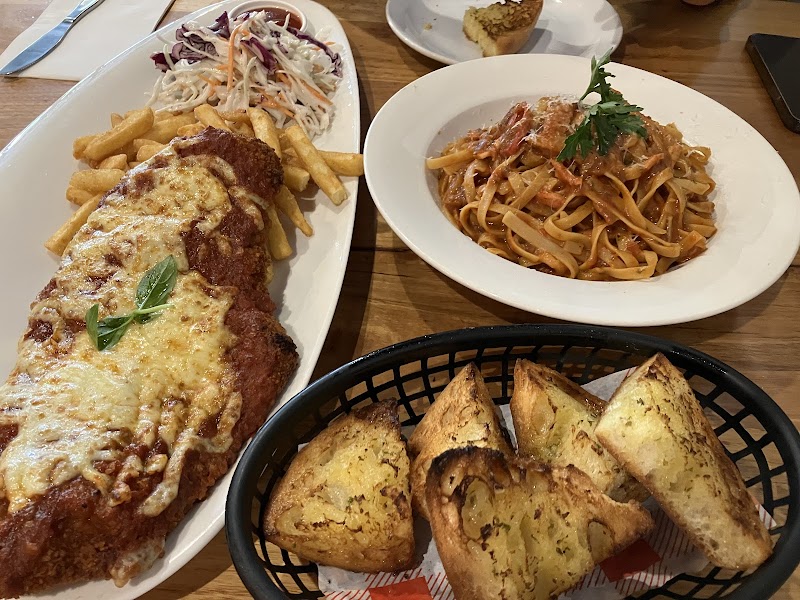 Universal Restaurant photo 4