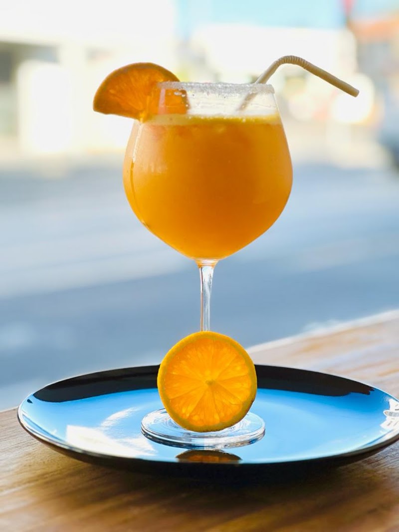 Savour cafe’ and juice bar photo 1