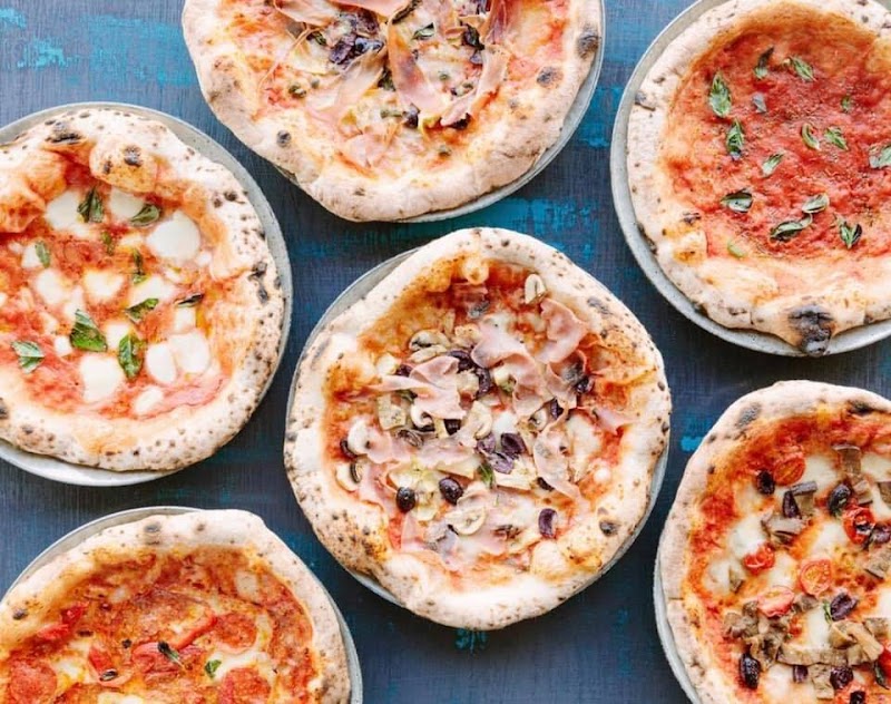 Pizza Strada & Bar photo 1