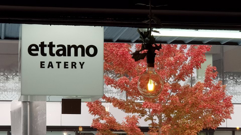 Ettamo Eatery — halal Cafe restaurant in Dandenong
