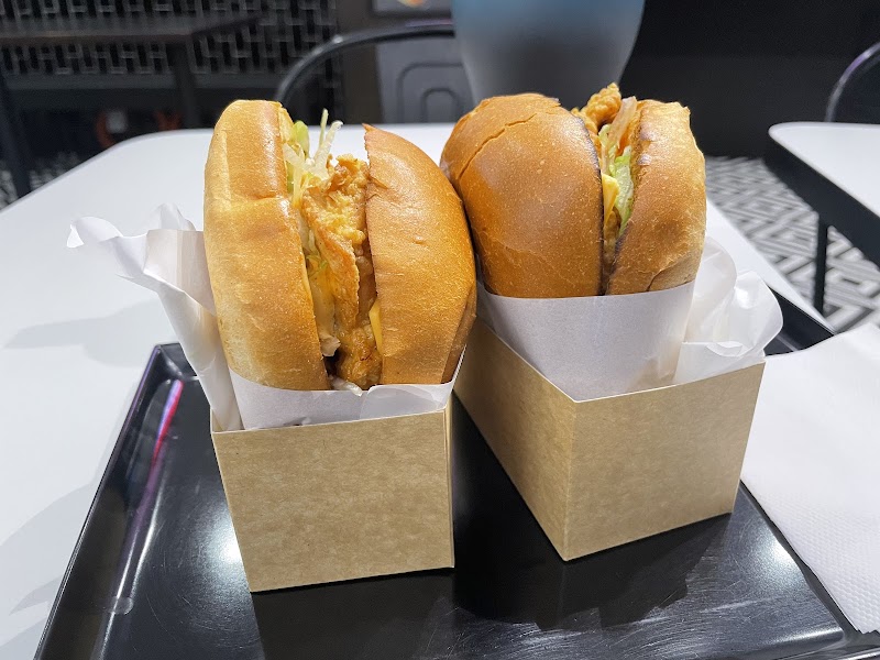 New York Minute — halal Hamburger restaurant in Footscray