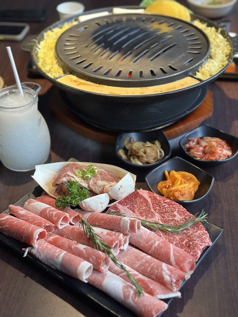 Yeonga photo 3
