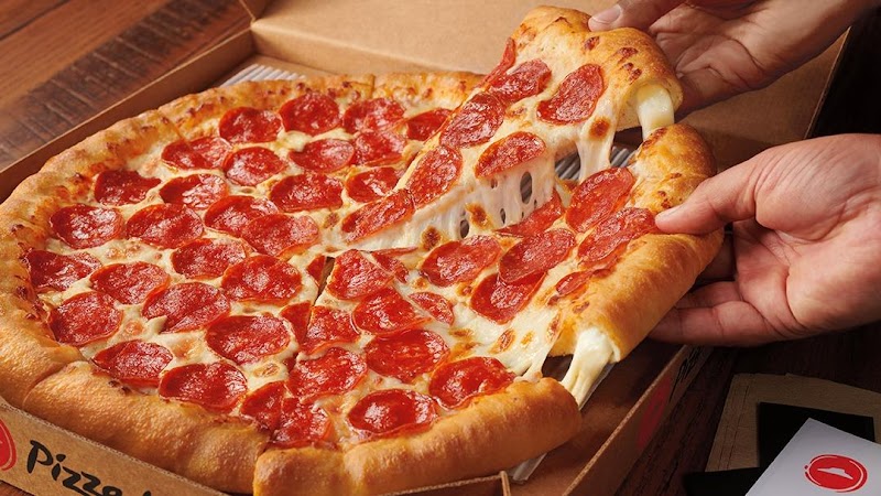 Pizza Hut — halal restaurant in Deer Park