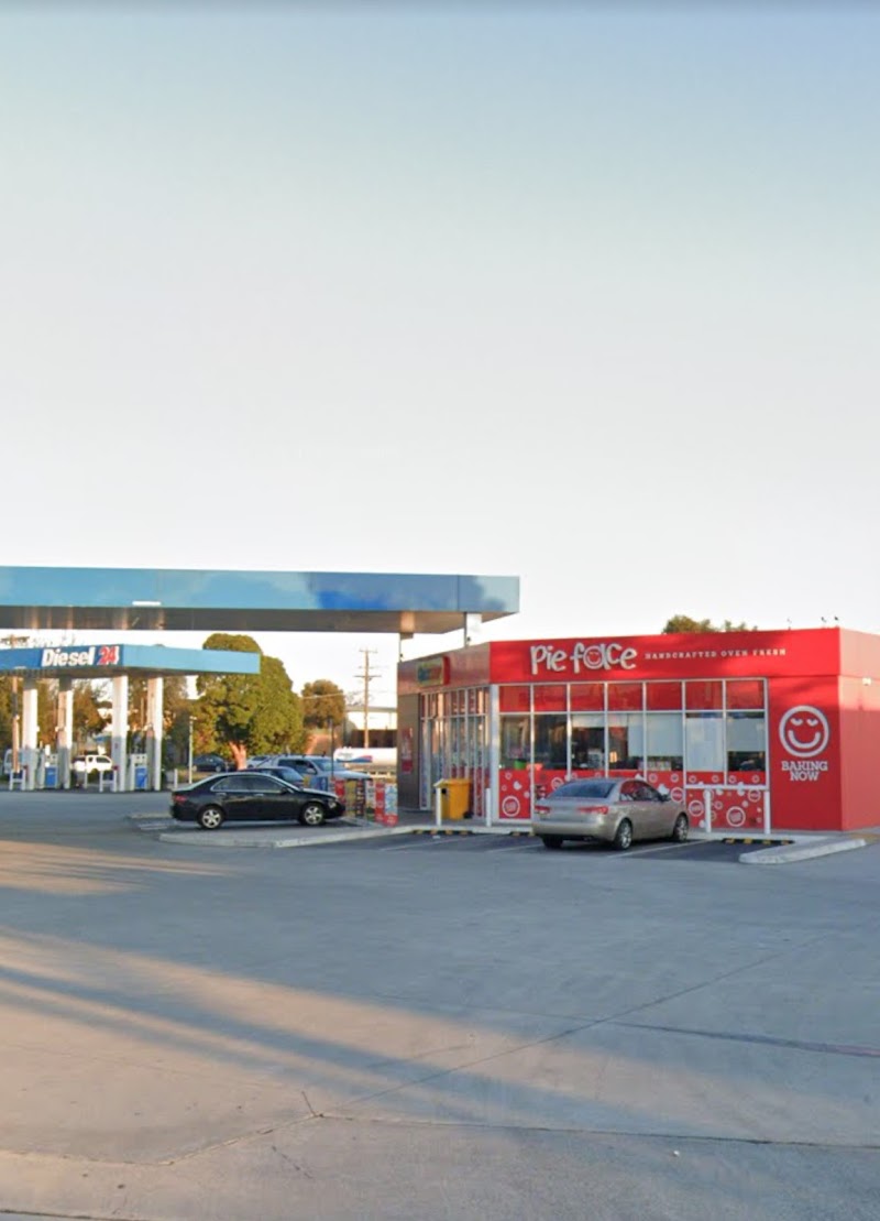 United Petroleum Dandenong Central (Pie Face) photo 4