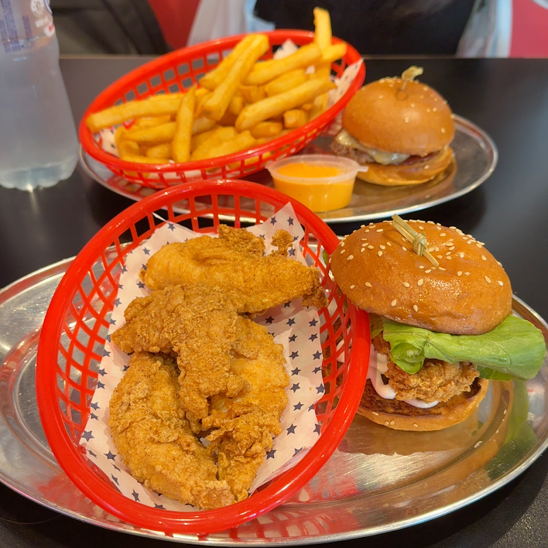 Huxtaburger Sunshine photo 3