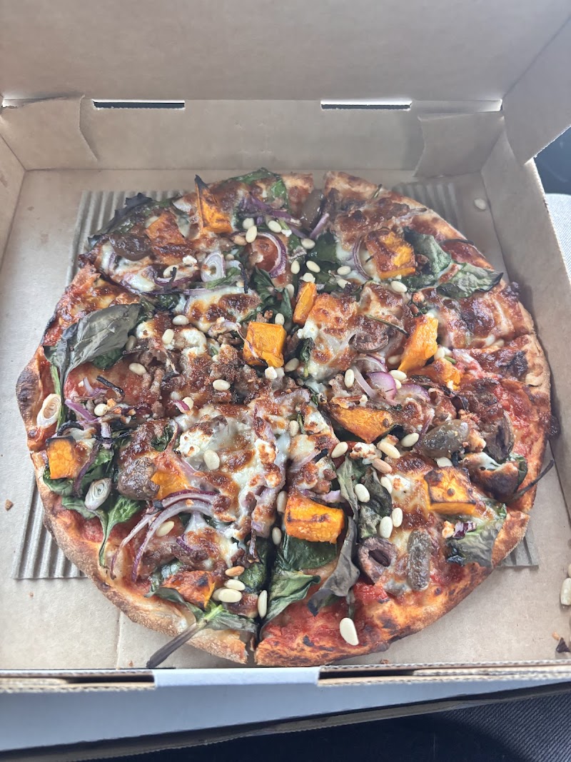 Crisp Pizza photo 4