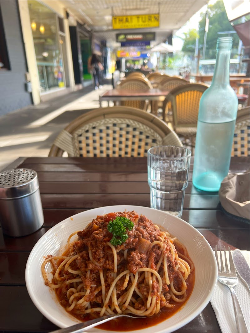 Leo's Spaghetti Bar photo 3