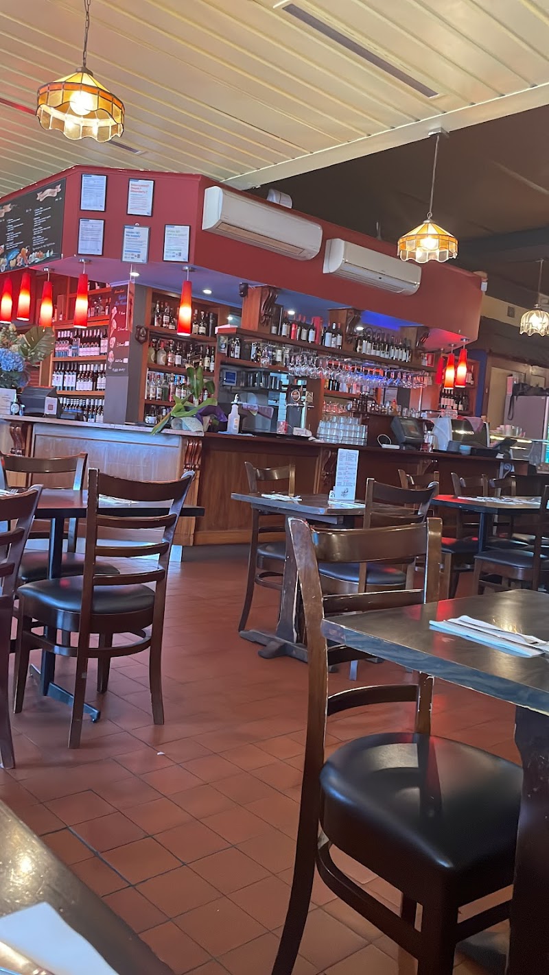 Leo's Spaghetti Bar photo 4