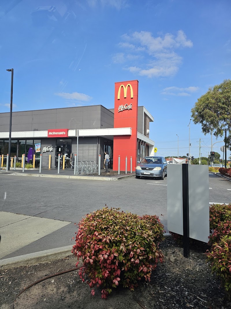 McDonald's Clayton South — halal Fast food restaurant in Springvale