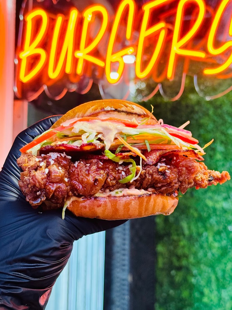 Smash Masters Burger Co — halal Hamburger restaurant in Yarraville