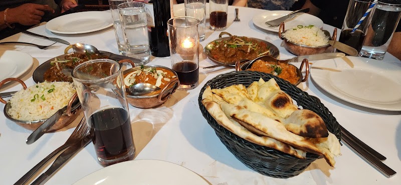 Shiraaz Indian Restaurant photo 1